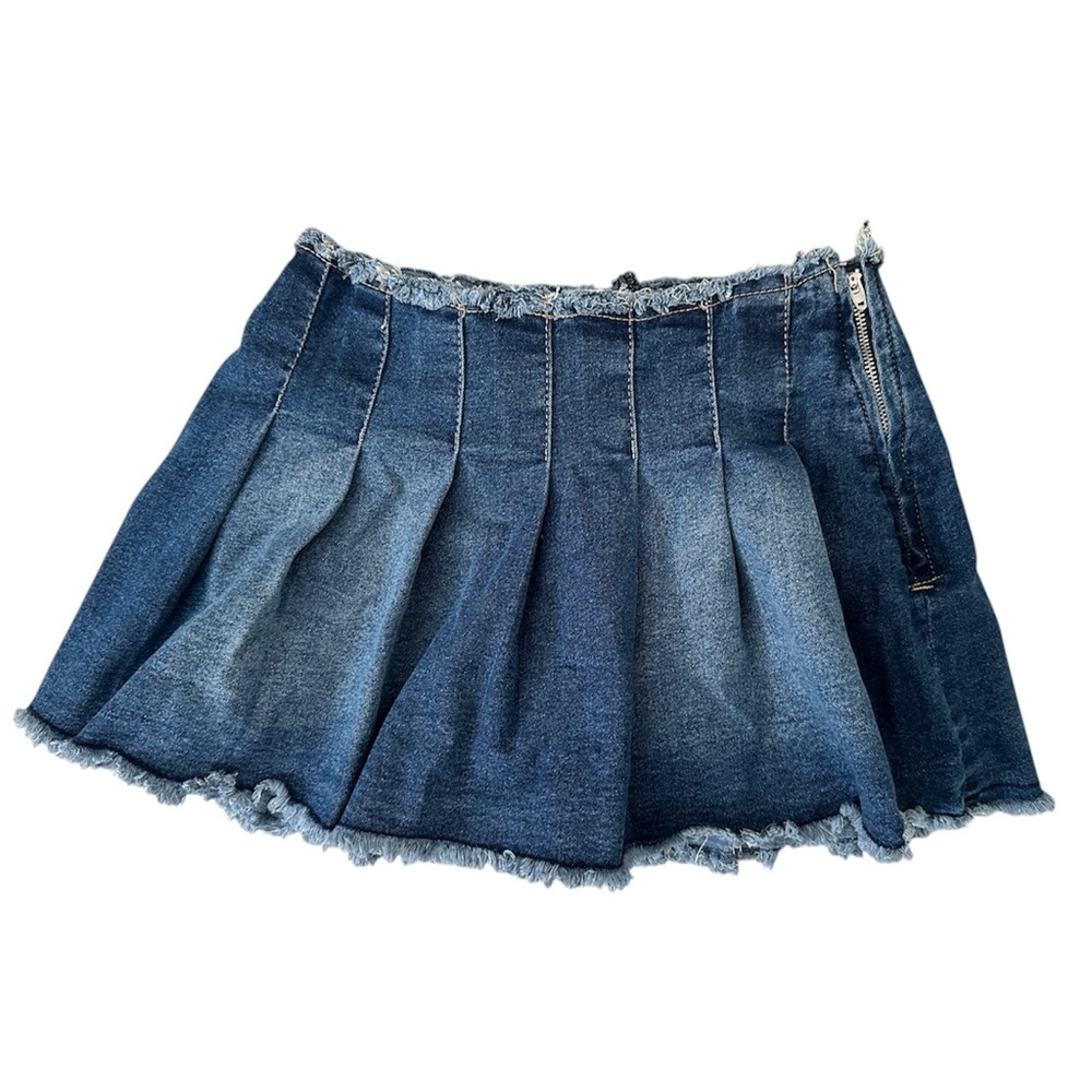Madden Nyc Pleated Denim Mini Skort Dark Blue Wash Raw Hem